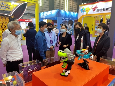 省政府参事方健宏一行莅莞调研会展业发展